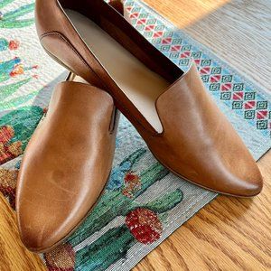 Aldo Leather Flat in Camel (never worn)